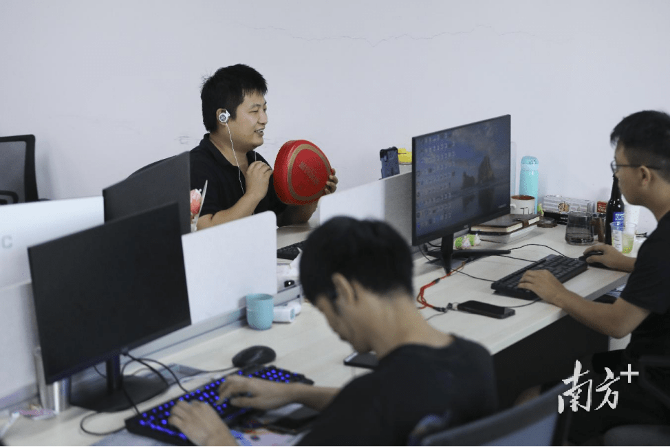盲人程序员的家：用声音控制一切是什么体验？的简单介绍